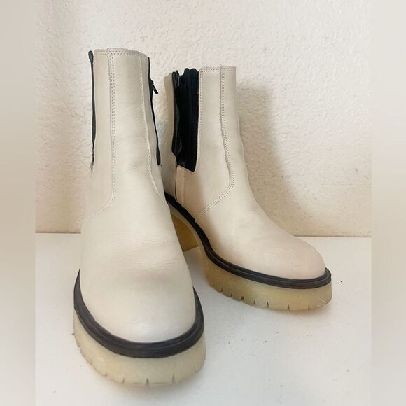 Free People James Chelsea Leather Boots in cream and black. 38/8 - Picture 5 of 13